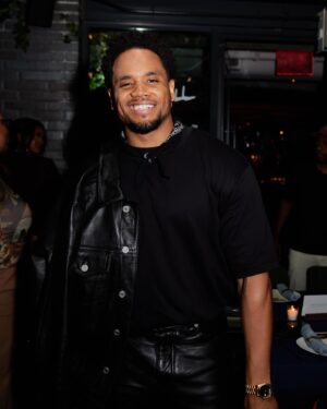 Tristan Mack Wilds Instagram - i’m only poppin’ out in my Delirious leather vibes for special events. and what’s more special than celebrating some of the greatest mavericks in the world and a new show that does the same. s/o to @kpeezie, @kaswizzy, @courtneyewhitaker and the entire @makespringhill family for inviting me and putting such a dope room together. 

cheers to the #Mavericks.