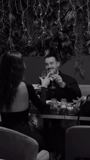 Tristan Maurisse Instagram - Dinner with you ✨
#couplegoals #couple #love #paca 

🍝 : @bistrotduporttoulon