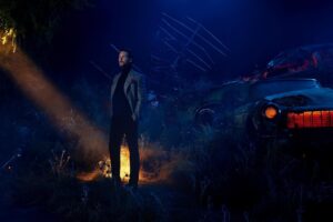 Troy Baker Instagram - Just a few of the magical moments captured at last night’s @hbomax #thelastofus premiere. What we started ten years ago is now also in the loving, skilled and very capable hands of Craig, Pedro, Bella and the entire cast/crew of this truly amazing show. For those who have been with us, thank you. You are the reason why we’re here. For those who now join us, welcome. The journey starts for all of us Sunday night. 

Stylist - @wymanchang
Jacket - @alexandermcqueen 
Turtleneck - @sandroparis 
Pants - @ysl 
Watch - @panerai 
Shoes - @ferragamo