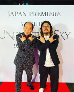 Tsukasa Saitô Instagram - えぐかったなぁ。
YOSHIKIさんの映画「UNDER THE SKY」のJAPAN PREMIERに行ってきました。
HYDEさんにもお会いできて、レジェンドとこんなに長時間ご一緒することもないので、レジェンド酔いしました。
アンミカ姉さんも流石のスピーチで、バチェラーイベント以来の休井ちゃん、チョコチョコご一緒させていただくTAKAHIRO先生、ホルモンのダイスケはんさん、PEPEPEラジオ以来のRYUGAにも会えて楽しかったね。
何も成し遂げてないのになぜ僕がレッドカーペット歩いてるのか？緊張のあまりYOSHIKIさんの白ワイン一髪入れてから歩いたら、あとで酔ったけど。

#YOSHIKI
#UNDER_THE_SKY
#HYDE
#ヘッドカーペット