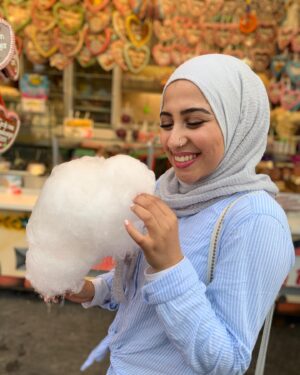 Tua El-Fawwal Instagram - You make my life sweet like cotton candy🎈💘 #blessed #hamburgcity #enjoy #goodtimes #cottoncandy 📸 @lukas.alexander.vh