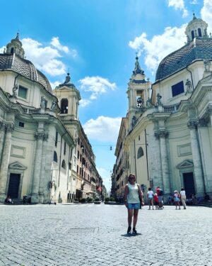 Tuba Erdem Instagram - Roma🫶#travelphotography #fun #italy #holiday #team #teachers #friends