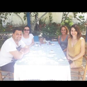 Tuba Erdem Instagram - Elimize doğanlarla gurur duymak😗😍#aile #sevgi #bağlılık bizden sorulur🤗