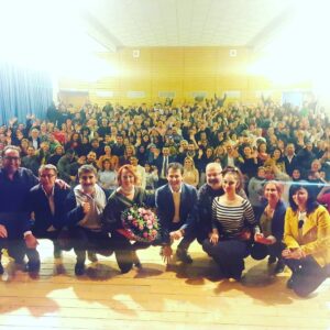 Tuba Erdem Instagram - Bizi sahnede yalnız bırakmayan seyircimize kucak dolusu sevgiler
#ettlingen
#karlsruhe 
#stuttgart 
#vaysenmisinbenolan 
#istanbulmeydansahnesi