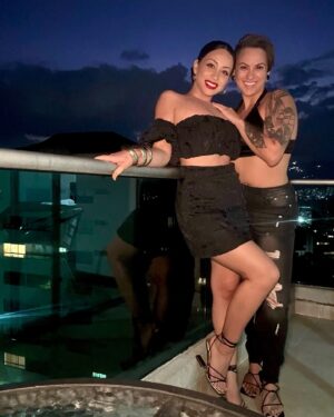 Tucker Ricchio Instagram - 🐺 #love #travel #baecation #colombia #medellin #girlswholikegirls