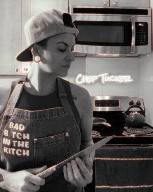 Tucker Ricchio Instagram - Omg @cassyeungmoney I LOVE IT 🖤👑

#badbxtch #badbxtchinthekitch #GastronomyGangster #nextlevelchef #teamramsay #cheflife #chefsofinstagram