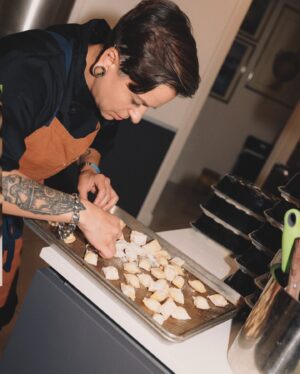 Tucker Ricchio Instagram - Winners wear brown 🏆 @hedleyandbennett @nextlevelcheffox 

Email for private chef bookings 📧🧑🏽‍🍳

📸 @wally.iv 

#NextLevelChef #winner #GastronomyGangster #queer #chefsofinstagram #cheflife  #hedleyandbennett #apronsquad #hbambassador #italian #girlswholift #inkedgirls #cheftucker #travel #travelchef #privatechef #sf #miami #pasta #agnolotti