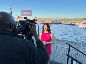 Tudor Dixon Instagram - Coming up soon on @newsmax with @edhenrytv then @rob__schmitt to recap the Trump rally here in Michigan!