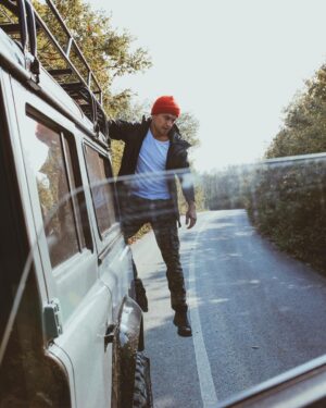 Tugay Mercan Instagram - #offroad Günlüğü 👊🏻😬
#landrover #defender #jeep