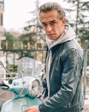 Tugay Mercan Instagram - Vınvınnn 🛵💨