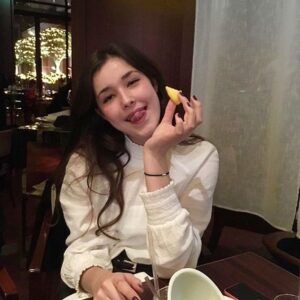 Tuğba Sunguroğlu Instagram - Yummy
