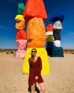 Tuğçe Kurşunoğlu Instagram - I am happy, I am purified 🌈🌈 #lasvegas #sevenmagicmountains