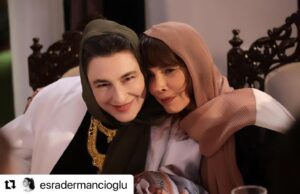 Tülay Günal Instagram - 😉Yarın akşam görüşmek üzere. “Oy Asiyem,can Asiyem”  @esradermancioglu 💙 #Repost @esradermancioglu with @use.repost
・・・
Yarın akşam...sert mevzular...
@bahadirozdener @sumelisuzan @medyapimresmi @hudutsuzsevdadizi