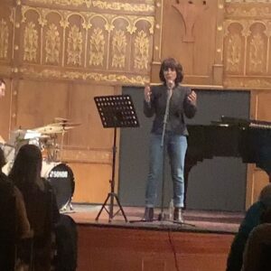 Tülay Günal Instagram - “La Vie en Rose” Yel Değirmeni Sanat Merkezi konser parçacıkları. 2.😊 @yigitozatalay  @kemalemirel @yuruyen.merdiven