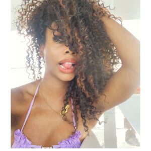 Tunisha Hubbard Instagram - 🏝 Pro tip: Point that elbow to the sky