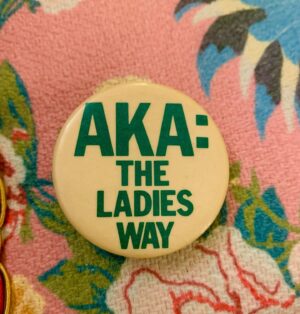 Tunisha Hubbard Instagram - Swipe to see how it started ☺️ Happy Founders’ Day to the best LS’s in the world and my all my Sorors , including my mom, my sister, my Aunt Nan and Aunt Doe Doe 💚💖 #AlphaKappaAlpha