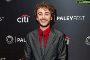 Ty Doran Instagram - Look how much I love attention! Thank you to @paleycenter @platformprteam @johntanstyling @asia_geiger for being so cool and indulging my classic actor vanity.

Also, big gushy post to come but thank you to every beautiful human being on the @manifestonnetflix team that made this past year one I will never forget. I love and appreciate you endlessly.