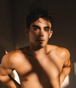 Actor Tyler Alvarez HD Instagram Photos and Wallpapers May 2024