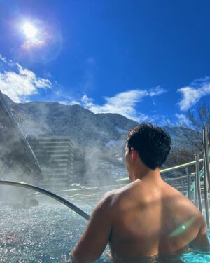 Tyler Alvarez Instagram - 🧖‍♂️