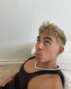 Tyler Alvarez Instagram - Blonds do have more fun 👱