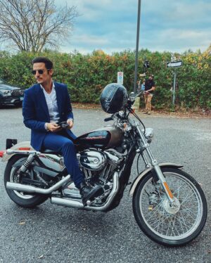 Tyler Hynes Instagram - 🛠️
.
On your Tuesday, respectfully 🤍