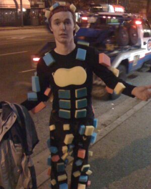 Tyler Johnston Instagram - Here’s a throwback🤣

Halloween 2009…what am I?