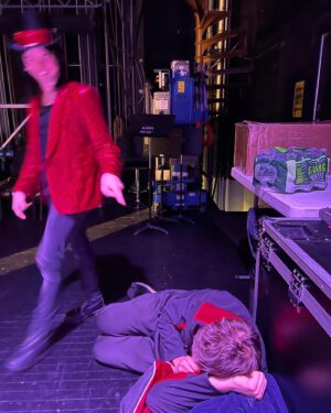 Tyler Johnston Instagram - Mid show naps ferda 🤣🖤