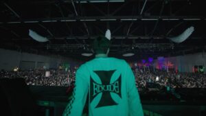 Tyler Marenyi Instagram - I GOT TO RING IN THE NEW YEAR AT LIGHT ALL NIGHT MAIN STAGE  LAST NIGHT AND IT WAS BEAUTIFUL 😭🎆🔮

Texas always shows me so much love and I couldn’t be more grateful to be there surrounded by amazing friends and family to start 2024. It was surreal counting down with that many people.

Big shoutout to the production team for timing everything so perfectly! We timed midnight to hit right at the beautiful outro of one my current favorite tunes so everyone could have their moment to cheers their friends, kiss their loved one, or take a second to just savor the moment. Everything was perfect. Thank you for allowing me to be a part of all your New Year’s Eve! 

2024 here we come.
