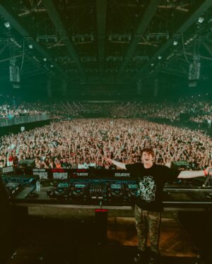 Tyler Marenyi Instagram - RAMPAGE WTF!! This was the best show I think I’ve ever played in Europe. Truly next level energy the entire set. The absolute perfect place to host the final DRMVRSE set. So grateful for this incredible night!! 😍

MASSIVE shoutout to my crew who spent 80  hours the last two weeks busting their asses to translate the DRMVRSE show to a stage this large. They came thru and really helped make this show next level. @capn_chuck @arengoldd @nicelasers @rubikz_visual 

Lastly thanks to my bro @frankynuts for coming out to premiere our new song!! Gonna post a preview of that one soon 🔥❤️🔮

📸/🎥: @tessapaisan