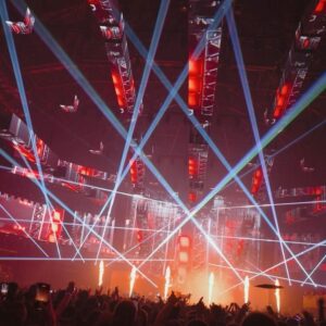 Tyler Marenyi Instagram - RAMPAGE WTF!! This was the best show I think I’ve ever played in Europe. Truly next level energy the entire set. The absolute perfect place to host the final DRMVRSE set. So grateful for this incredible night!! 😍

MASSIVE shoutout to my crew who spent 80  hours the last two weeks busting their asses to translate the DRMVRSE show to a stage this large. They came thru and really helped make this show next level. @capn_chuck @arengoldd @nicelasers @rubikz_visual 

Lastly thanks to my bro @frankynuts for coming out to premiere our new song!! Gonna post a preview of that one soon 🔥❤️🔮

📸/🎥: @tessapaisan