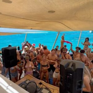 Tyler Marenyi Instagram - Played my first ever sets with no shoes on last week!!🌴 What an unbelievable experience flying to Fiji to for music. I had such a good time meeting so many festival goers and artists. From witnessing a Bonobo set on a floating bar in the middle of the ocean to playing my own set to close out main stage on the beach, It was such a cool, intimate experience. I love you @yourparadise and can’t wait to be back! 🔮