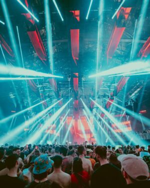 Tyler Marenyi Instagram - RAMPAGE WTF!! This was the best show I think I’ve ever played in Europe. Truly next level energy the entire set. The absolute perfect place to host the final DRMVRSE set. So grateful for this incredible night!! 😍

MASSIVE shoutout to my crew who spent 80  hours the last two weeks busting their asses to translate the DRMVRSE show to a stage this large. They came thru and really helped make this show next level. @capn_chuck @arengoldd @nicelasers @rubikz_visual 

Lastly thanks to my bro @frankynuts for coming out to premiere our new song!! Gonna post a preview of that one soon 🔥❤️🔮

📸/🎥: @tessapaisan