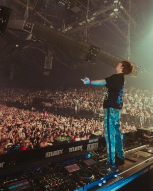 Tyler Marenyi Instagram - RAMPAGE WTF!! This was the best show I think I’ve ever played in Europe. Truly next level energy the entire set. The absolute perfect place to host the final DRMVRSE set. So grateful for this incredible night!! 😍

MASSIVE shoutout to my crew who spent 80  hours the last two weeks busting their asses to translate the DRMVRSE show to a stage this large. They came thru and really helped make this show next level. @capn_chuck @arengoldd @nicelasers @rubikz_visual 

Lastly thanks to my bro @frankynuts for coming out to premiere our new song!! Gonna post a preview of that one soon 🔥❤️🔮

📸/🎥: @tessapaisan