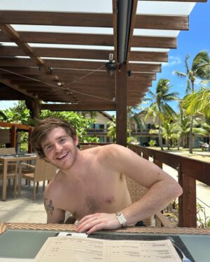 Tyler Marenyi Instagram - Played my first ever sets with no shoes on last week!!🌴 What an unbelievable experience flying to Fiji to for music. I had such a good time meeting so many festival goers and artists. From witnessing a Bonobo set on a floating bar in the middle of the ocean to playing my own set to close out main stage on the beach, It was such a cool, intimate experience. I love you @yourparadise and can’t wait to be back! 🔮