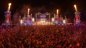 Tyler Marenyi Instagram - THANK YOU EDC LAS VEGAS 😍

Every time I took a moment to look out in to the crowd and enjoy the view during my set I was in awe. An absolute sea of people. This festival is such a special place and is always one of my biggest/best sets of the year. I played tons of new IDs and edits I can’t wait to release for you guys. Thank you to every single person who came out to watch 😭❤️ I love you!!

Who wants to this full set!?! think im gonna drop it on SoundCloud 👍🏼👍🏼