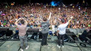Tyler Marenyi Instagram - Still processing this Electric Forest set. Such a magical place and to be able to play main stage with the legends @biggigantic was truly something I’ll never forget. 

Thank you for the incredible energy you guys brought for this show. 

I’m so grateful to have shared this night with you all!! 🔮❤️
