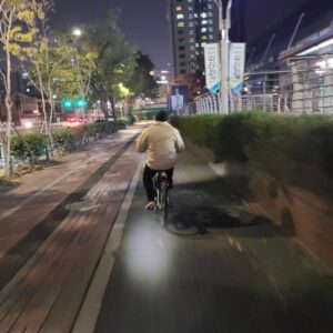 Tyler Rasch Instagram - #따르릉따르릉 따릉이, 타일러도 탄다고요~