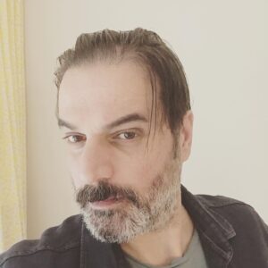 Ufuk Özkan Instagram - Bişeyler bişeyler kessemmi kesmesemmi 🤔