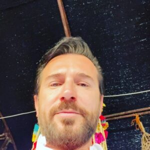 Uğur Arslan Instagram - Bu yörük çadırı hangi şehrinizde ⁣
.⁣
.⁣
.⁣
.⁣
.⁣
#actor #actors #director #game #gamer #gaming #hollywood #movie #movies #oyuncu #parents #place #proud #read #road #sad #sahne #sanat #schauspielerin #setlife #son #theatre #trilingual #vans #view #walk #womeninfilm