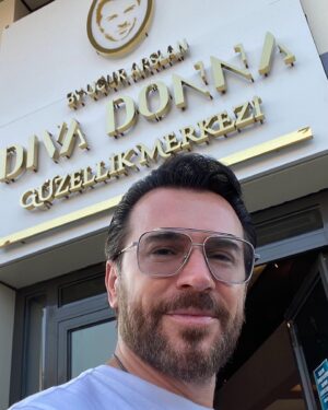Uğur Arslan Instagram - @divadonnabeauty yarın, haftanın ilk gününden itibaren misafirlerini ağarlamaya devam edecek 👍 bekleriz ☺️