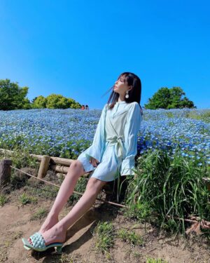 Uki Satake Instagram - 早く世界が平和になればいいな🕊