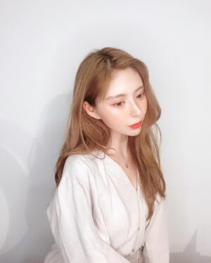 Uki Satake Instagram - 髪色落ちてきた。