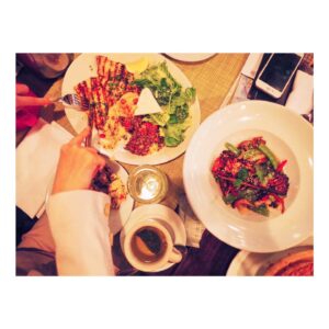 Uki Satake Instagram - 🇺🇸死ぬほど食べた。