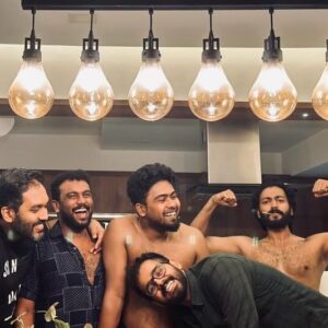Unni Mathews Instagram - 🌥️
.
.
.
.
📸: @zabithnasser 
.
.
.
.
#chillout #nostalgia #saturdaynight #friends