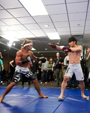 Urijah Faber Instagram - Urijah Faber “The California Kid” 🇺🇸⁣⁣
⁣⁣
Way back in 2010, when fighters shared space on the mats during open work outs, in small rooms, where only the media and teams were allowed, there was a guy who carried the torch for smaller weight classes, named Urijah Faber. ⁣⁣
⁣⁣
⁣⁣
It’s because of this man that anyone under 155 pounds got attention and he made it so nobody else could ever walk out to 2Pac’s California Love.⁣⁣
⁣⁣
He looked like a surfer, had great hair, a billion dollar smile, and he could choke just about anyone into darkness, if you zigged when you should have zagged.⁣⁣
⁣⁣
Not only was he a charismatic character but he also had long-term vision, a brain for business. From fitness to real estate, clothing to management, meal delivery to CBD, film production to fight promotion and who knows what else. You name a category and Urijah probably has a hand in it.⁣⁣
⁣⁣
13 years later the sport and a small number of athletes are finally picking up the game he was laying down. ⁣⁣
⁣⁣
Thank you @UrijahFaber, for paving the way!