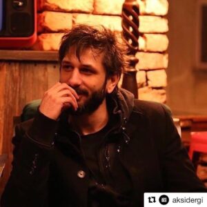 Ushan Çakır Instagram - #Repost @aksidergi with @get_repost
・・・
-Gidecek bir yerin yok mu?
-Sonsuz sayıda gidecek yerim var benim. Sorun nerede kalınacağı... Ushan Çakır, Mike Leigh’in Naked incelemesi üzerinden serbest düşüş hissiyatı ile Aksi Dergi Mart sayısında. 
#ushançakır @ushanckr #aksidergi #aksidergimartsayısı 
Spoiler içerir🎬
