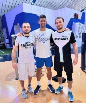 Usman Nurmagomedov Instagram - С лучшей ракеткой в мире @djokernole 
И один из самых лучших проектов в мире которые помогают людям это @tooba  присоединяйтесь , и творите добро 😇🙌🏻