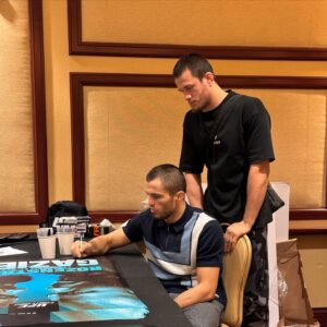 Usman Nurmagomedov Instagram - Side by side With my brother 
There are 2 days left before the weighing , we ready in sha Allah
