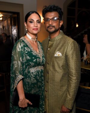 Utkarsh Ambudkar Instagram - A beautiful night celebrating south-Asian excellence at the Oscars with the whole crew. 

we used to all fight to get into the same room to audition for the same role that none of us were right for anyway. 

a lot has changed in a very short amount of time. 

proud to represent my community 
to celebrate our wins 
as a powerful “we”. 
An “us”.
As a whole. 
When you win. 
We all win. 

Fuggin love you guys. 

Hosts:
Tanfrance
@sharmeenobaidchinoy
@lilly
@rupikaur_
@kalpenn
@therealhannahsimone
@anitachatterbox
@shrutirya
@archanamisrajain

Sponsors:
@paramountco
@chivasregalusa
@taaforg
@goldhouseco
@agame.pr
@_productofculture_
@contentforchnge
@Captiv8
@honto88