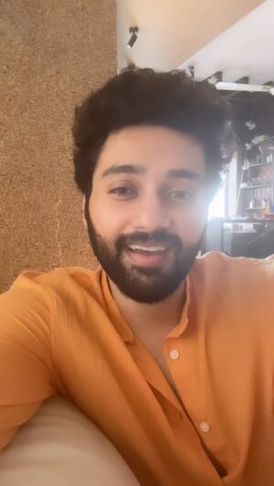 Utkarsh Sharma Instagram - ♥️ se thank you 🙏 
#Gadar2 ko bharat ki number 1 film banane ke liye 😇

Sabhi technicians, cast aur crew ko mera dhanyawad 🙏